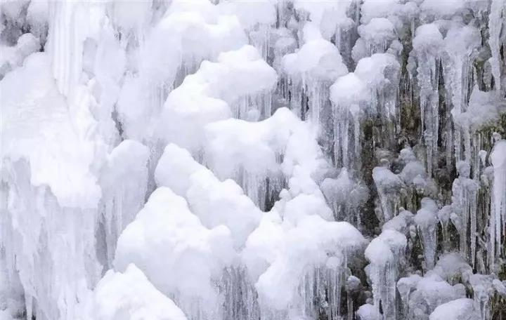 朋友圈曬雪景的句子